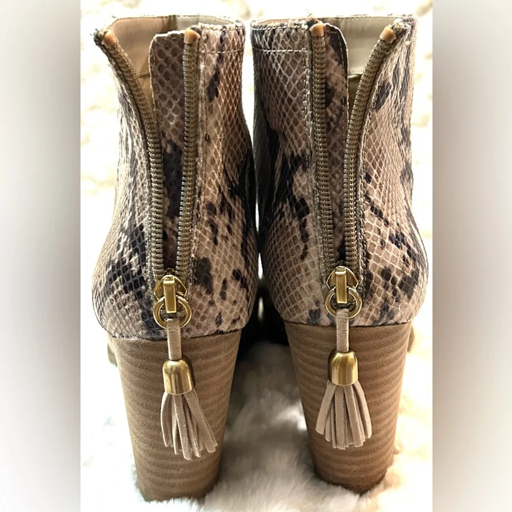 Anne Klein snakeskin chunky block heel ankle booties women’s size 7.5M - Picture 9 of 12